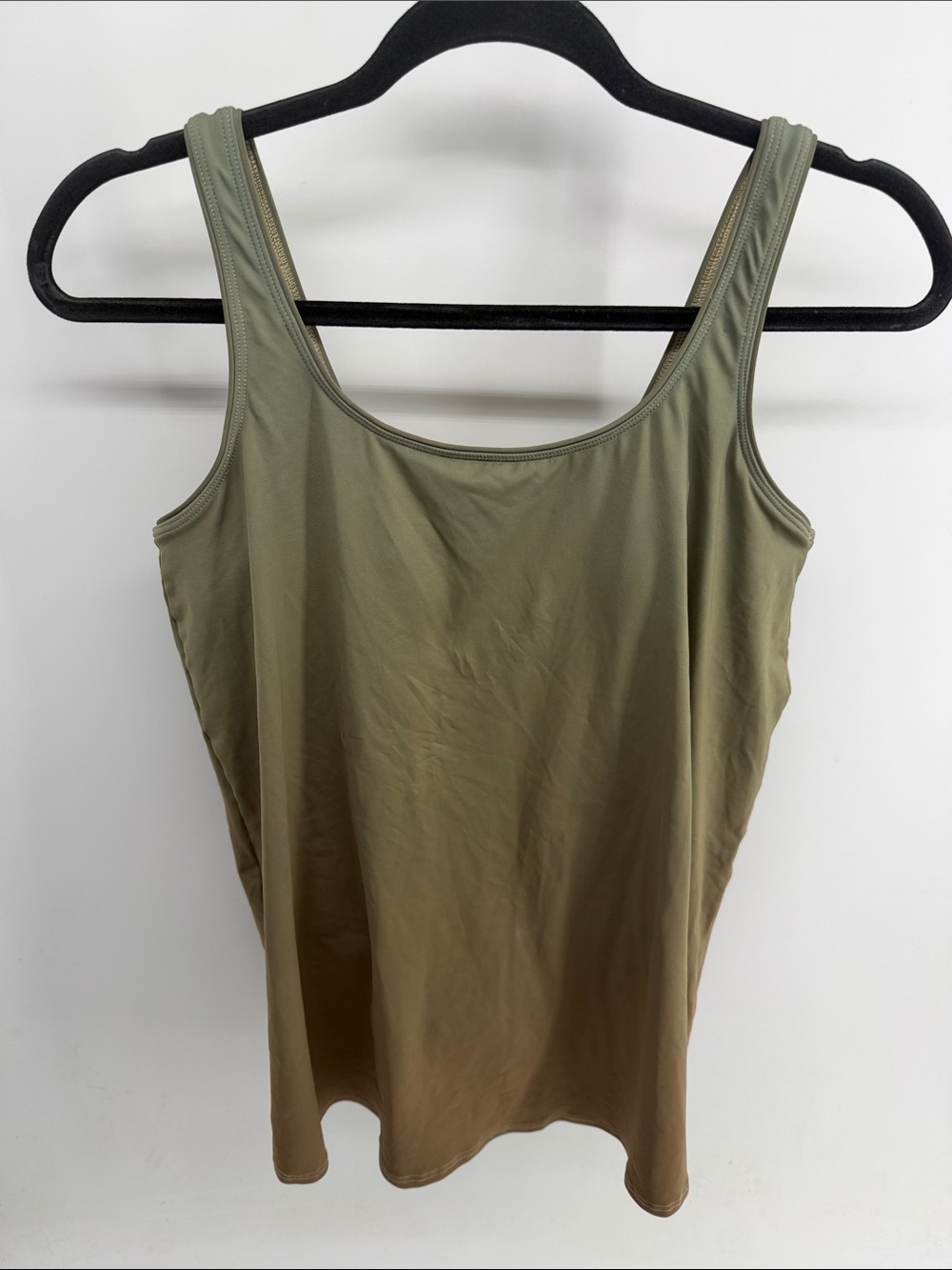 Landsโ End ombre maximum support scoop neck modest one piece swim dress sz M